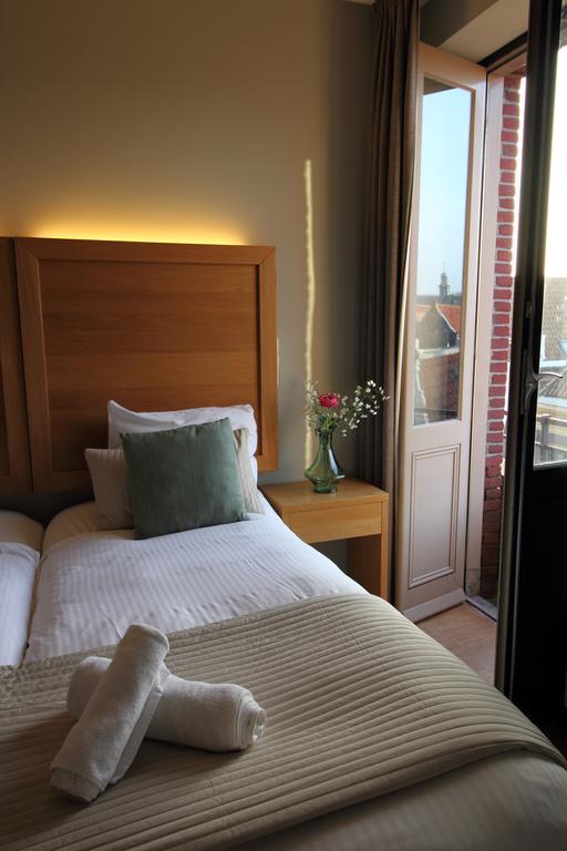 The Bank Hotel Amsterdam Esterno foto