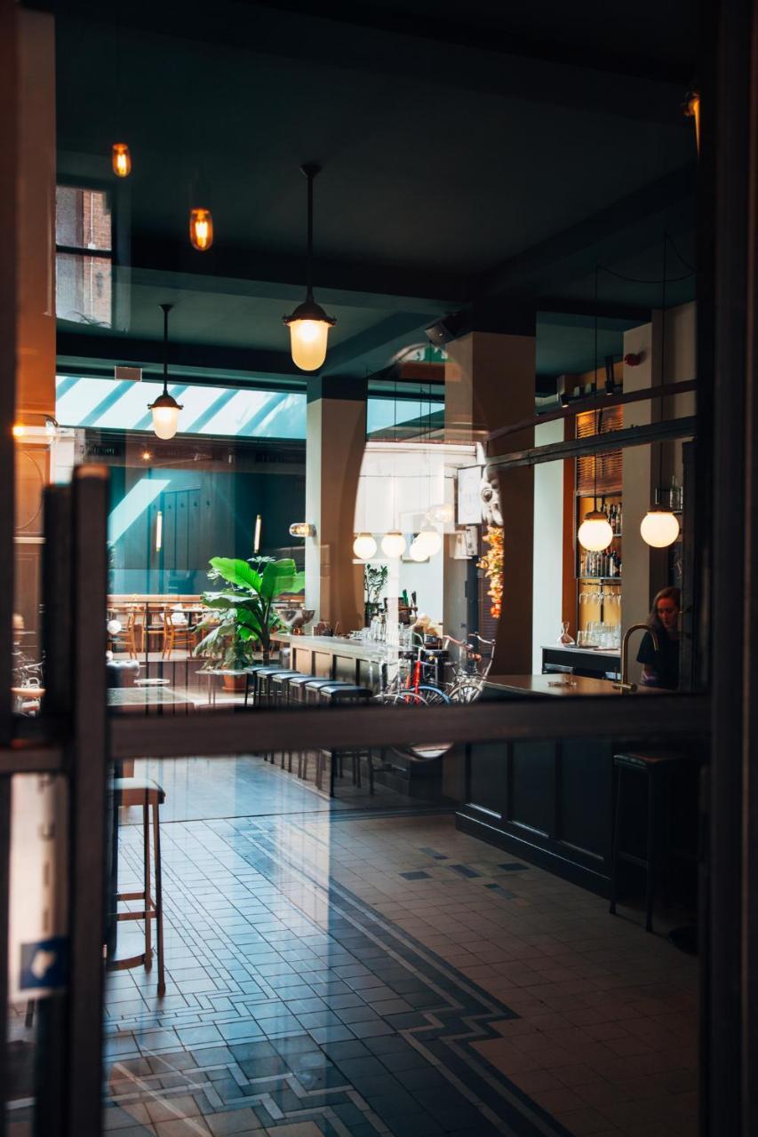 The Bank Hotel Amsterdam Esterno foto
